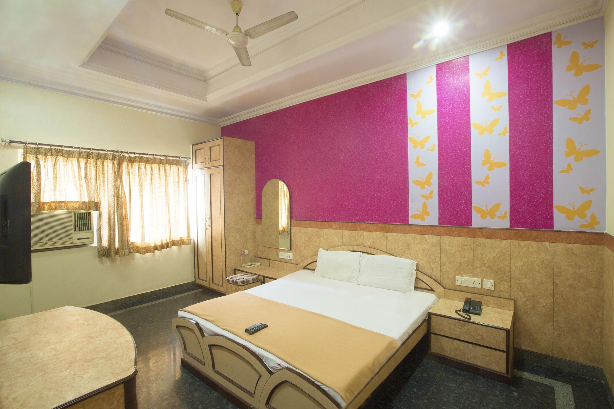 Hotel Suriya International Chennai Zewnętrze zdjęcie